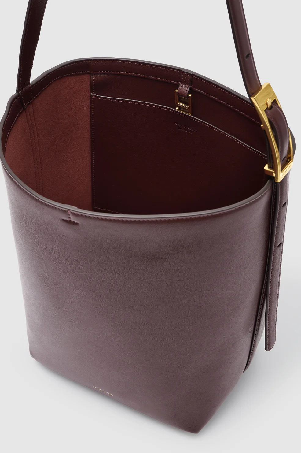 Elly Bucket Bag Grained Leather - Fig - Image 4